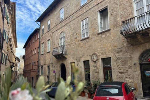 volterra-palazzo-storico