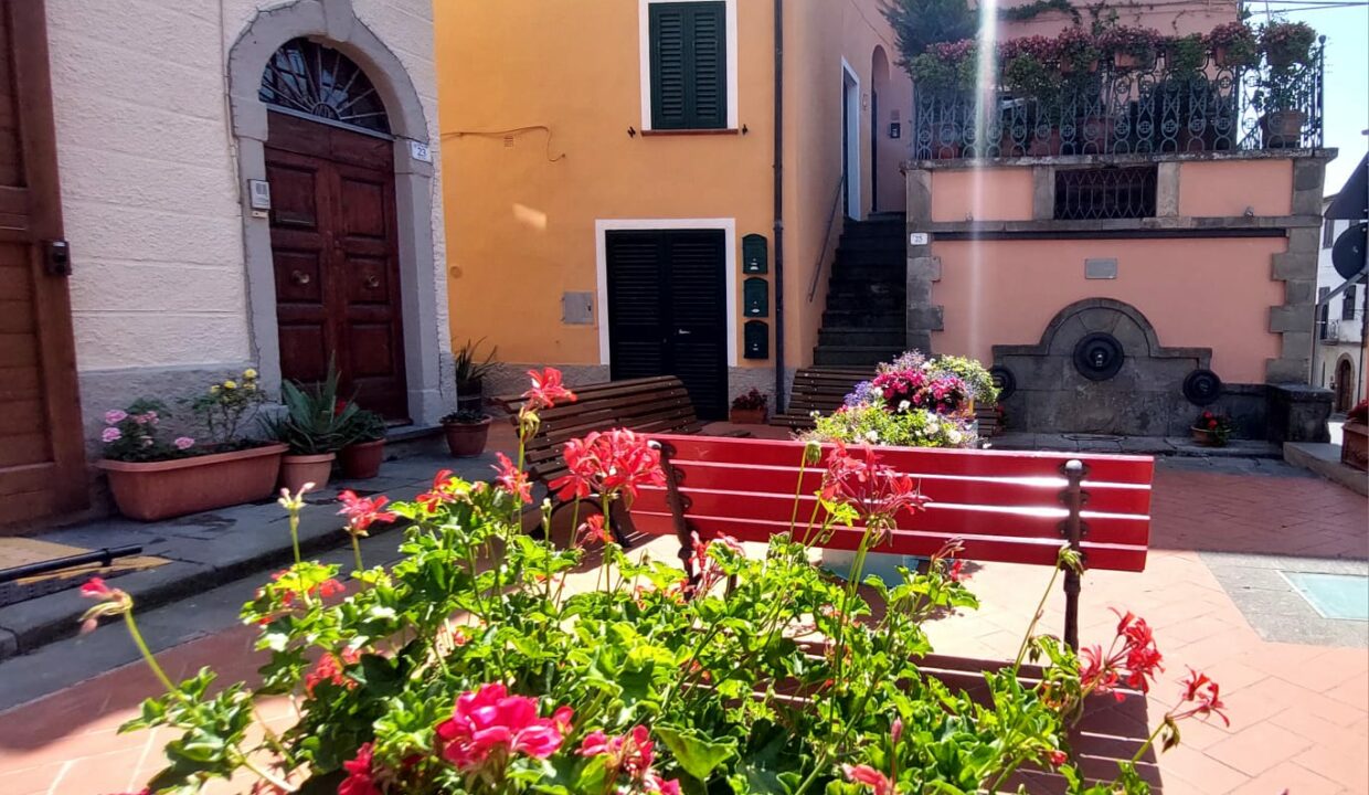 Riparbella_copertina_Glam_Italy